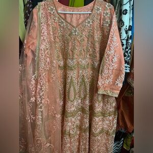 Stunning 2 piece party gown